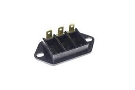 Gniazdo świateł przód mf 1673004M91