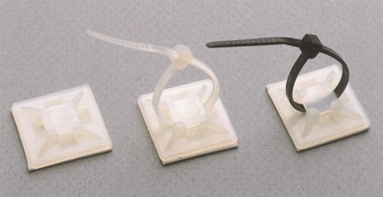 Uchwyt samoprzylepny przewodu elektrycznego 28x28mm 50750265714