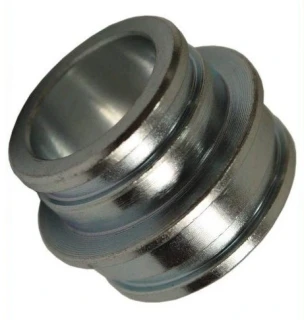 Tulejka pompy podnośnika C-385 28/32mm nowy typ 89420002