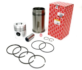 Zestaw naprawczy silnika c-385 4-pierścieniowy 83003959 C-385 Oryginał Ursus