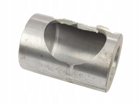 Gniazdo tulei wspomagania gwint 40x1 Zetor 932166
