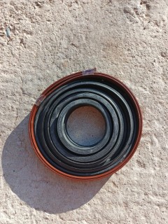 Zestaw uszczelnień star wywrot siłownik komplet (378) 4 segmenty