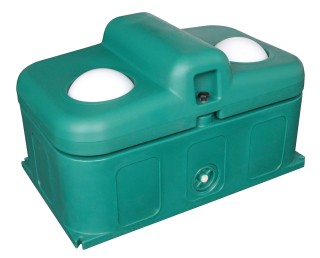 Poidło dla bydła dwukomorowe z dwiema kulami Suevia 640